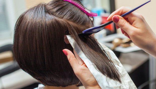 Hajfestés menstruáció alatt? Inkább várjak vele?
